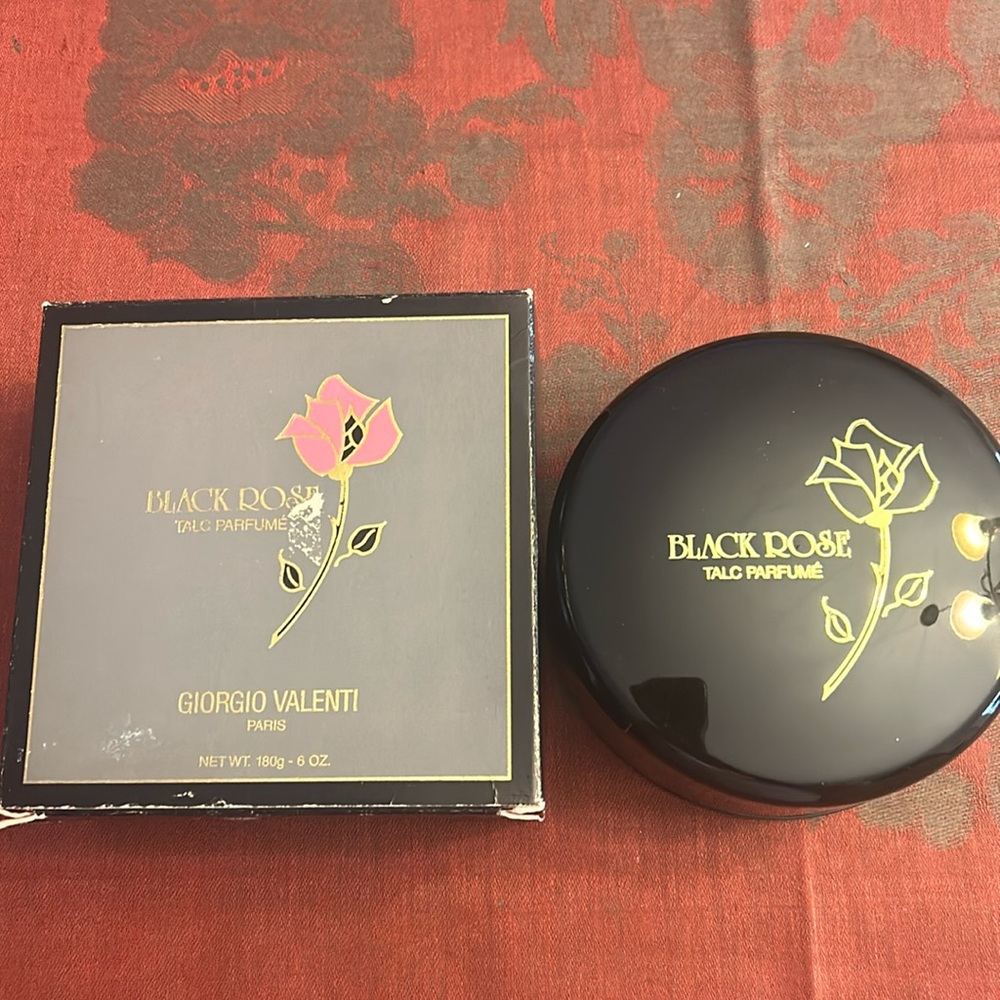 Vintage Black Rose dusting powder